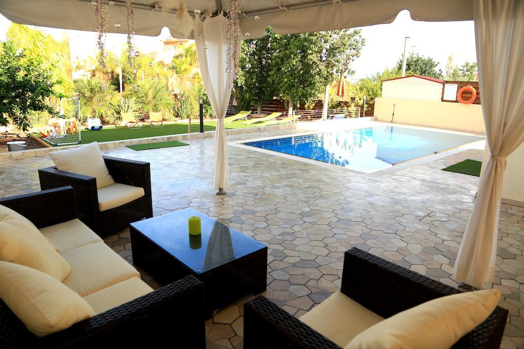 פרוטאראס Artemisia Villa מראה חיצוני תמונה